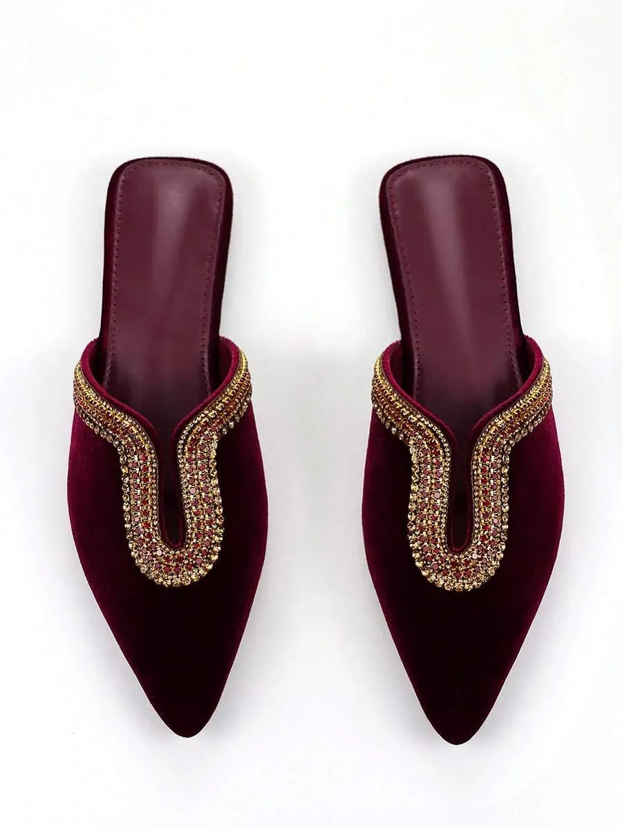 2026 Luxury Rhinestone Embellished Women's Ballet Flats, Velvet Pointed Toe U-Shaped Upper Flat Slippers, Stylish and Comfortable, Suitable for Everyday Wear and Parties.